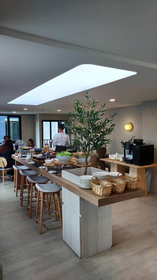 Wellness Stay&Hotel Sukhumvit 107 Bangkok Exterior foto